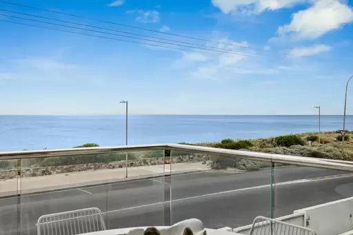 6/28-30 Seaview Road, West Beach For Sale by Booth Real Estate