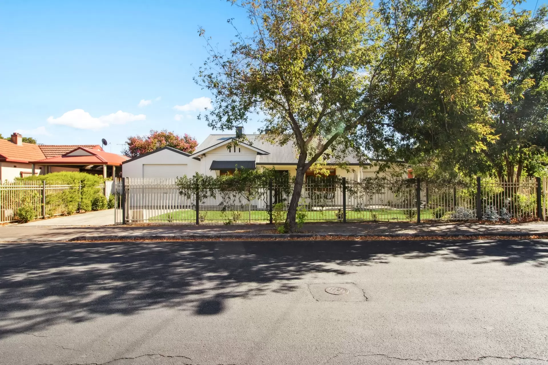 24 Harvey Street, Nailsworth Auction by Booth Real Estate - image 1