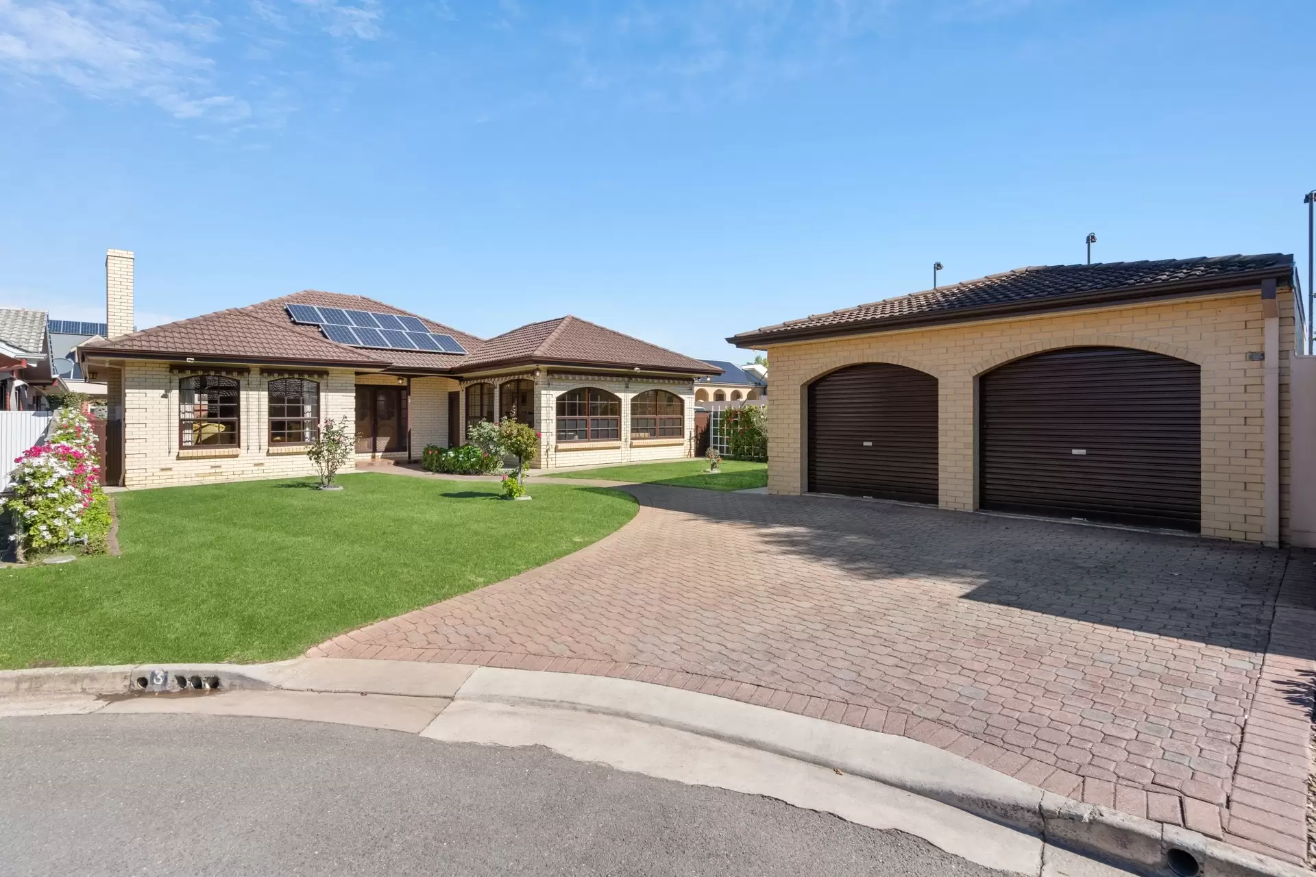 3 Glenfield Court, Medindie Sold by Booth Real Estate - image 1