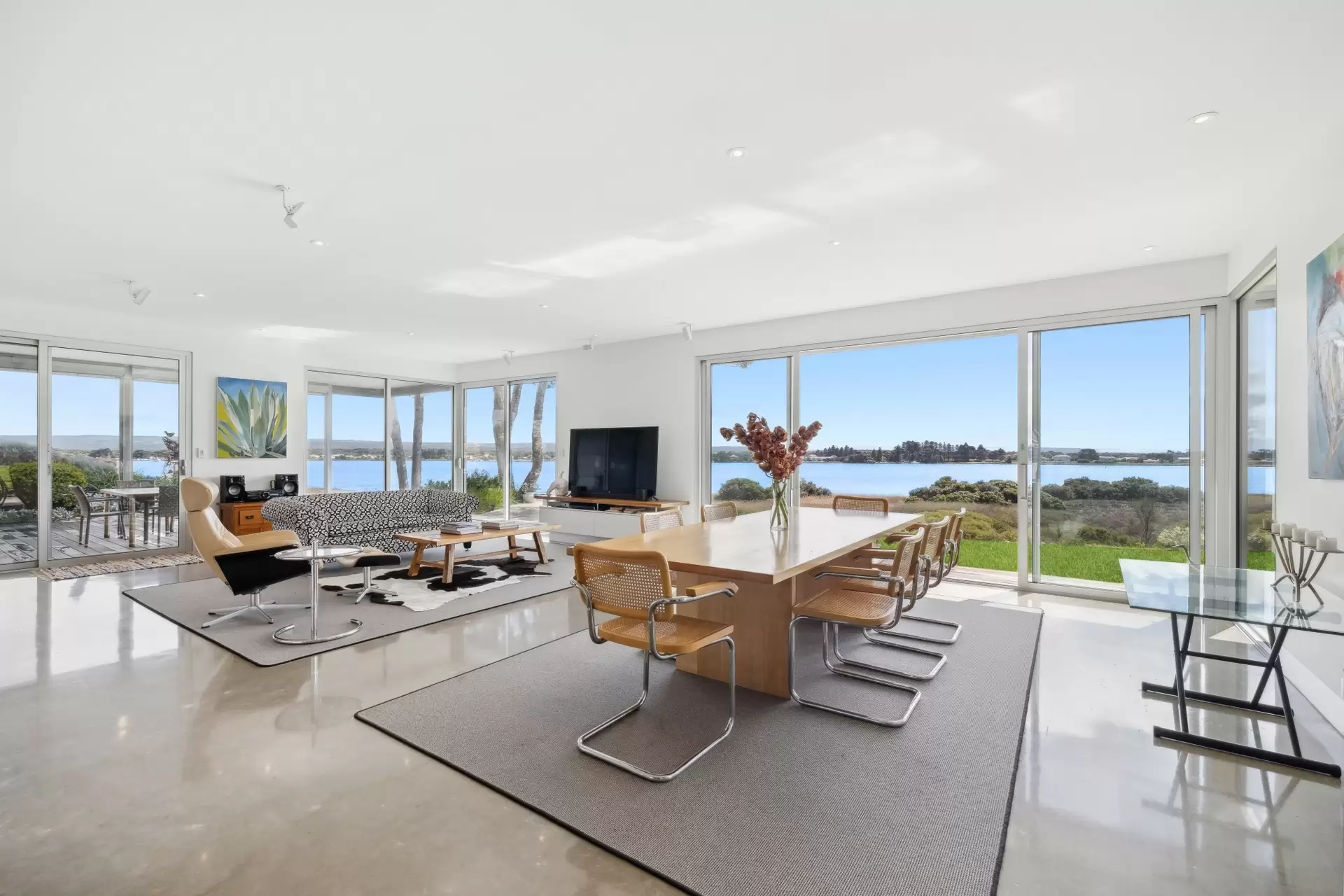 18-20 Fraser Drive, Hindmarsh Island Auction by Booth Real Estate - image 1