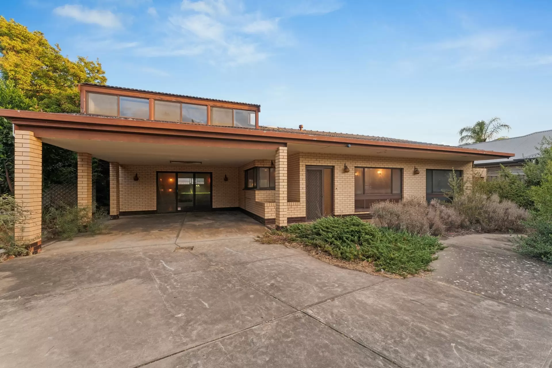 4 Lomond Court, West Lakes Auction by Booth Real Estate - image 1