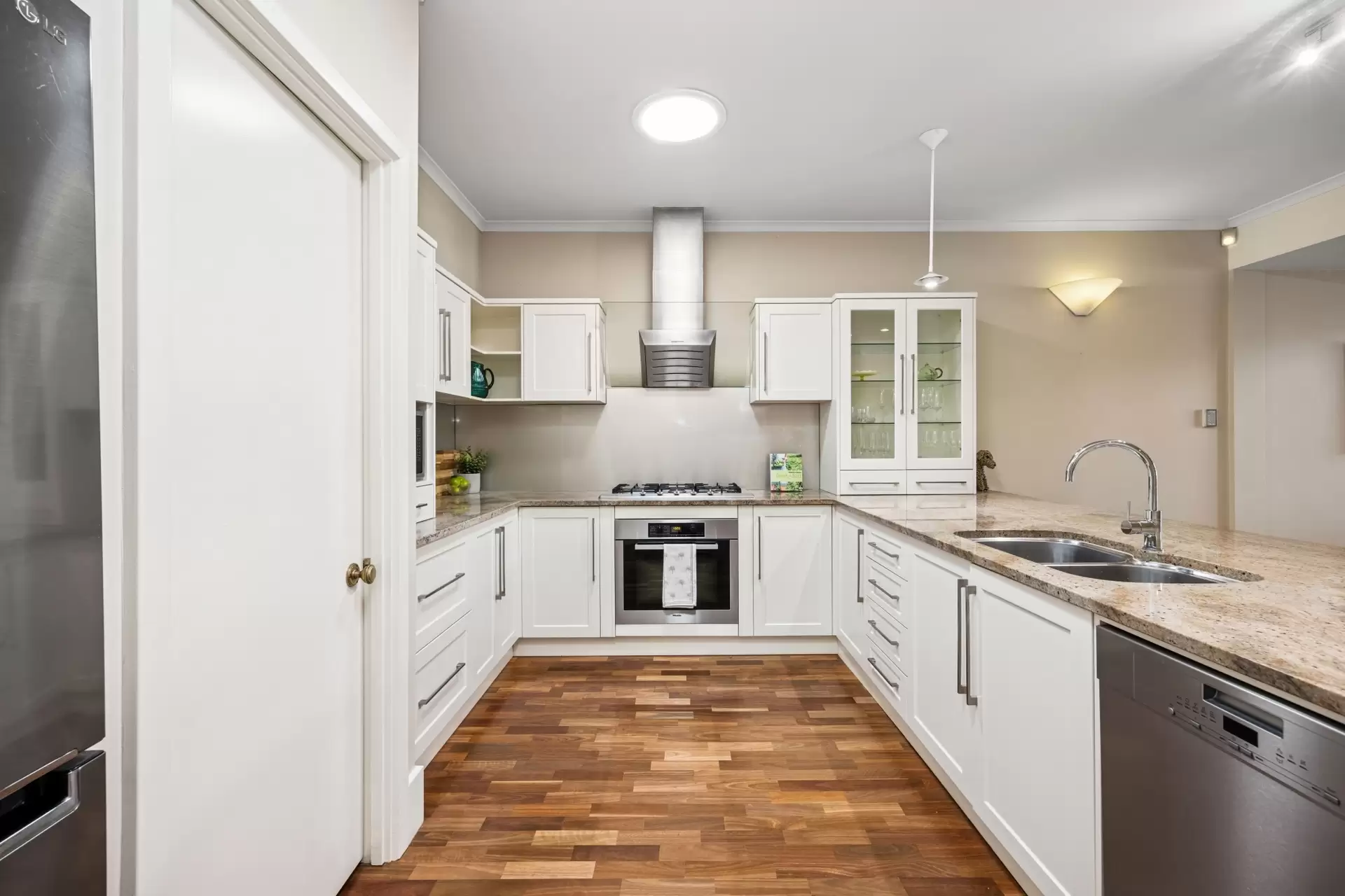 31 First Avenue, St Peters For Sale by Booth Real Estate - image 1