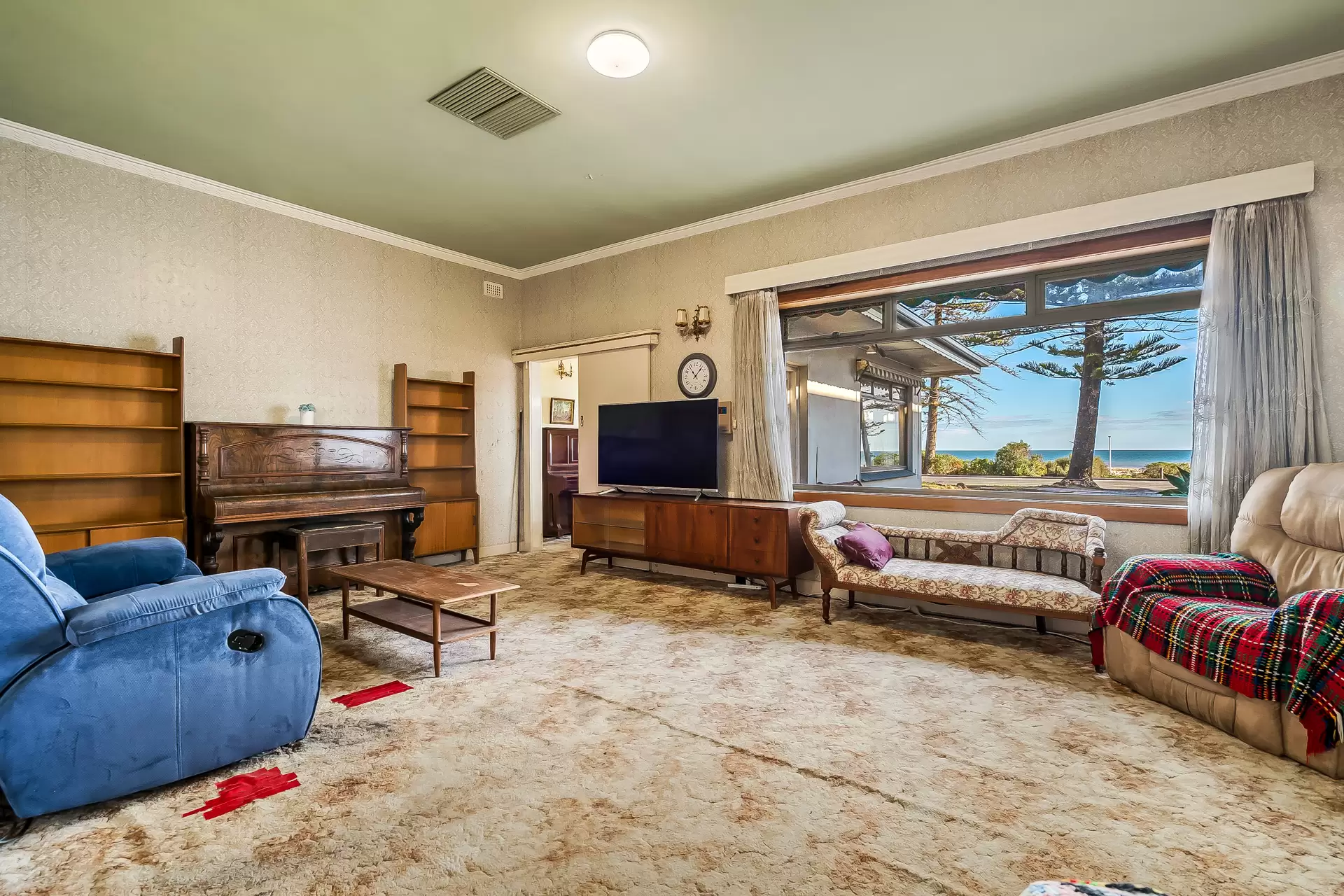 219 Lady Gowrie Drive, Largs Bay Auction by Booth Real Estate - image 1