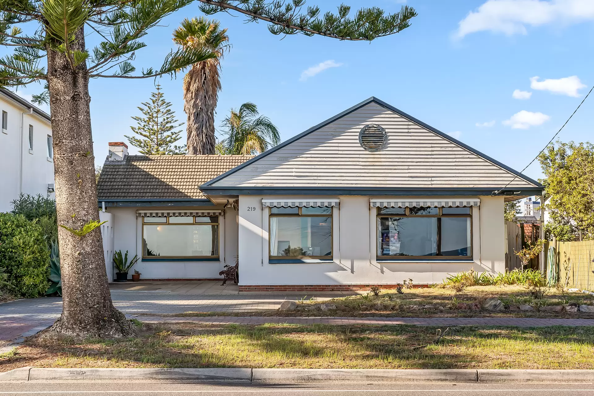 219 Lady Gowrie Drive, Largs Bay Auction by Booth Real Estate - image 1