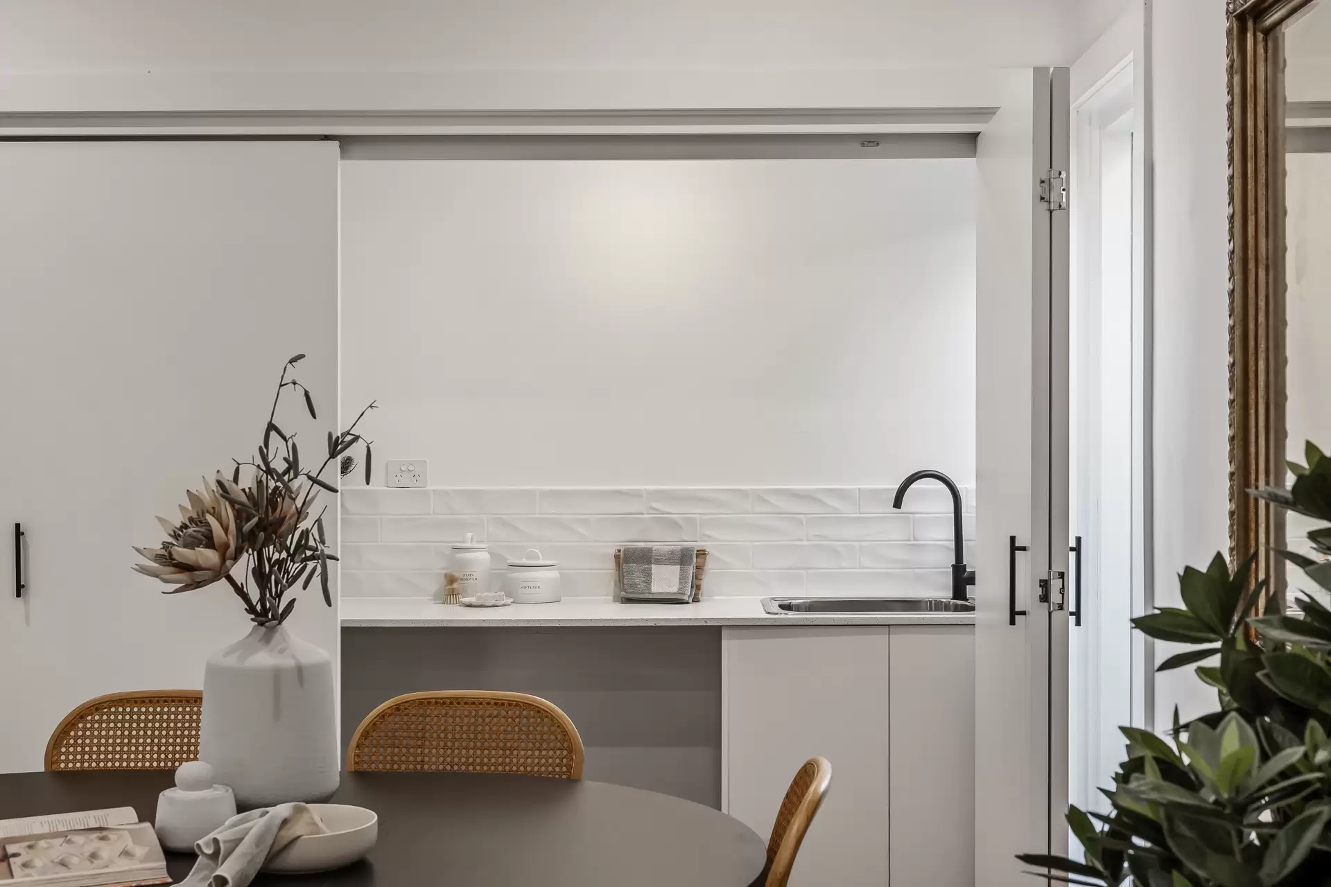 19A Weller Street, Goodwood Sold by Booth Real Estate - image 1