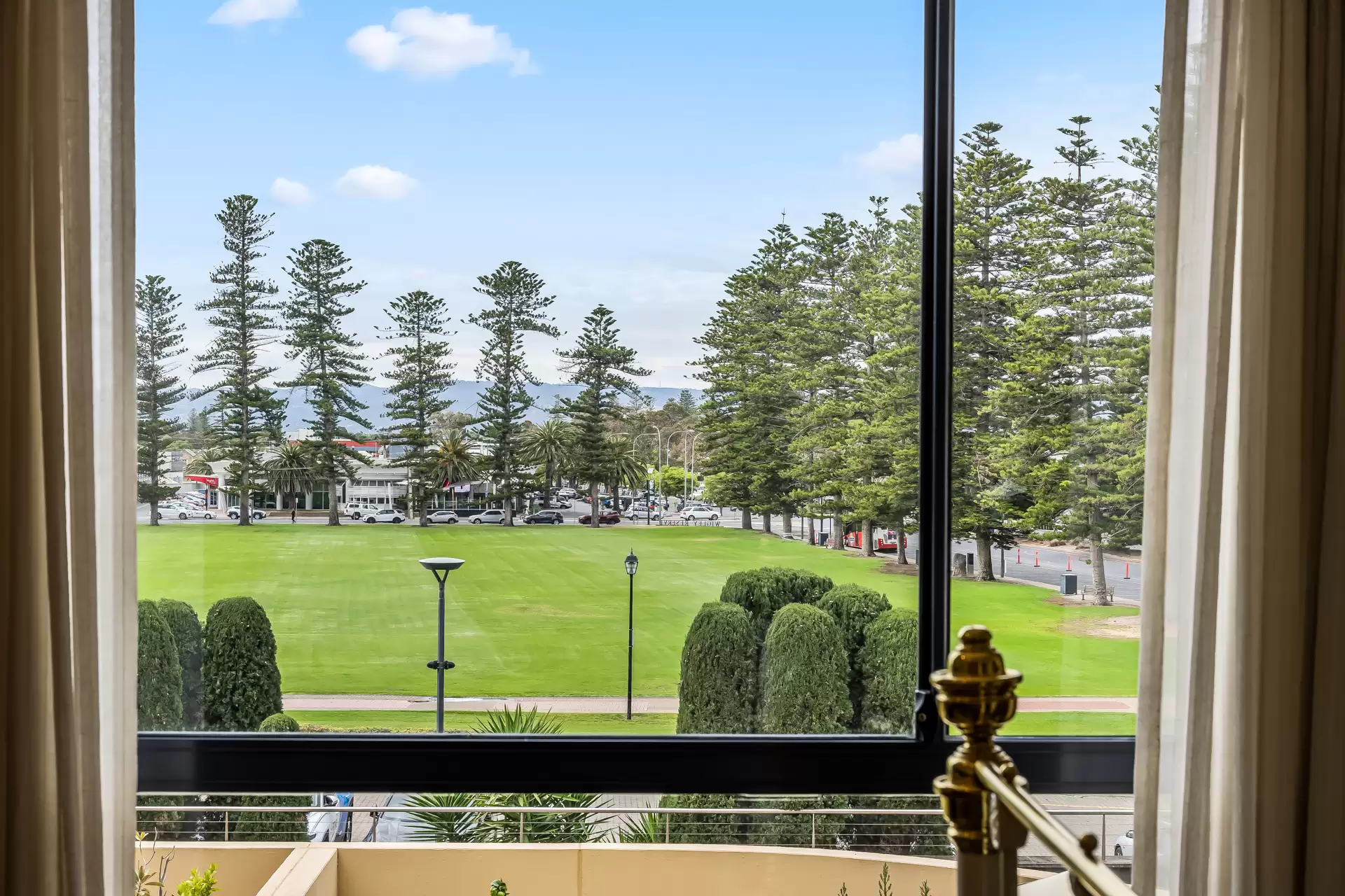 10/30 Colley Terrace, Glenelg For Sale by Booth Real Estate - image 1