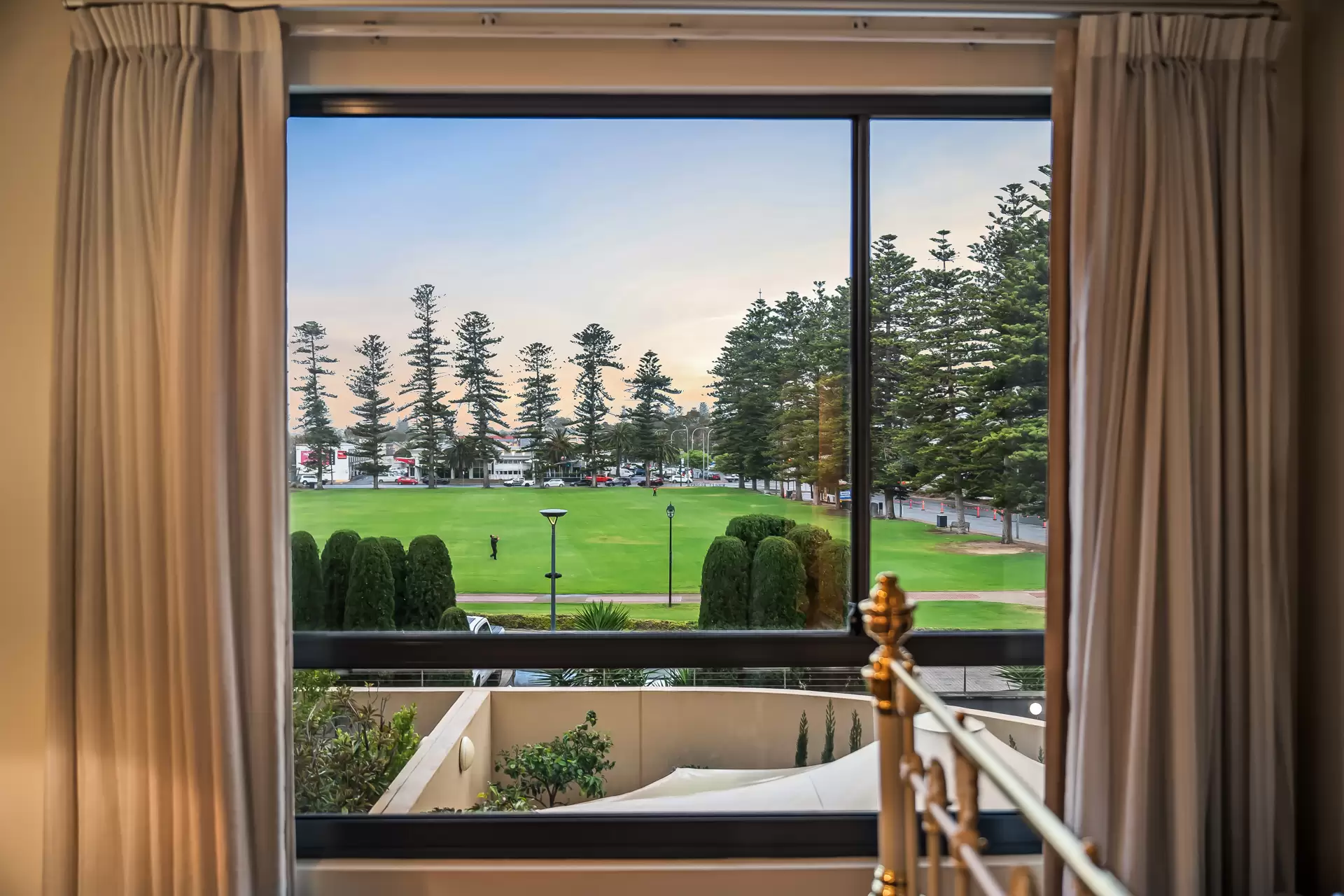 10/30 Colley Terrace, Glenelg For Sale by Booth Real Estate - image 1