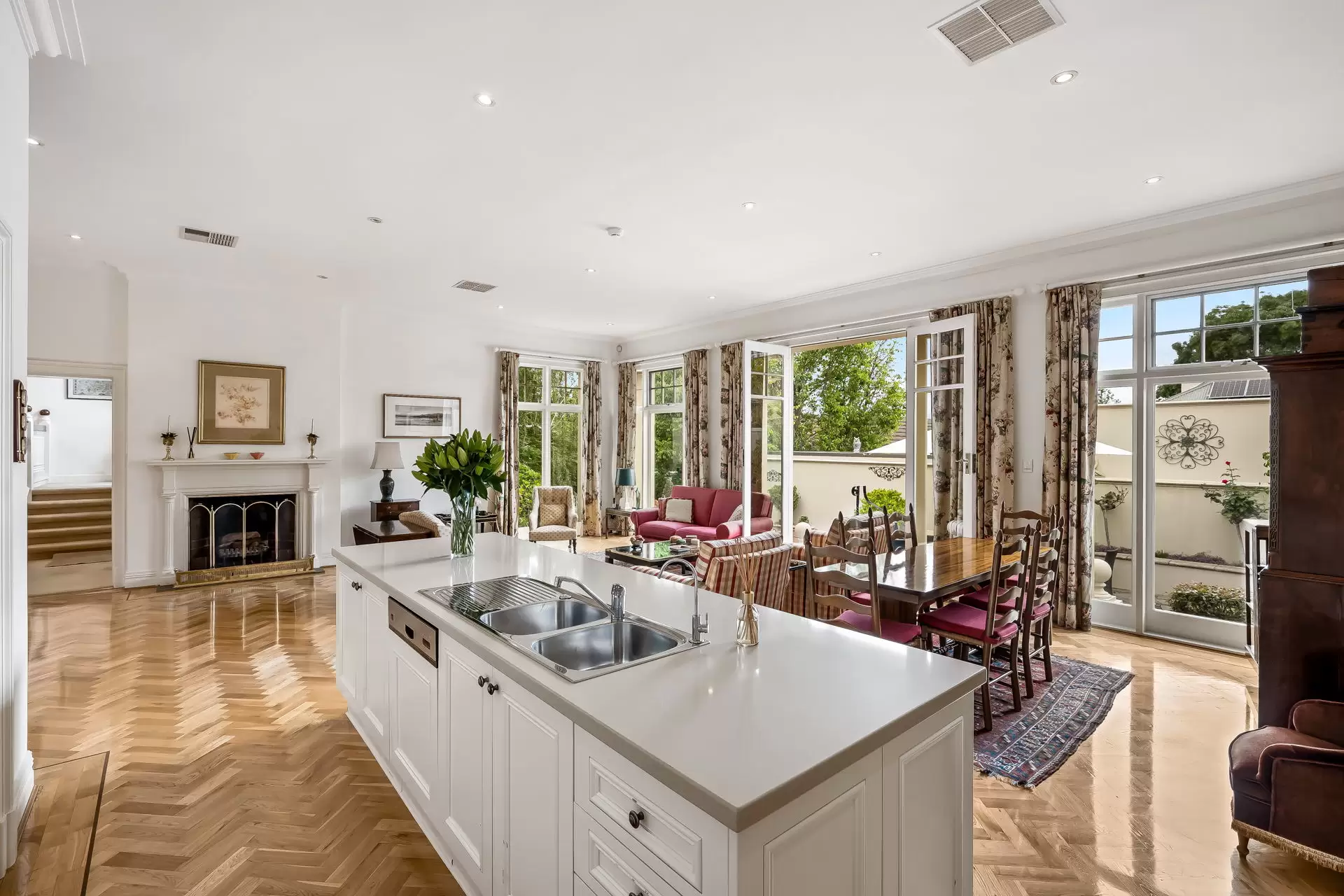 106 Kingston Terrace, North Adelaide For Sale by Booth Real Estate - image 1