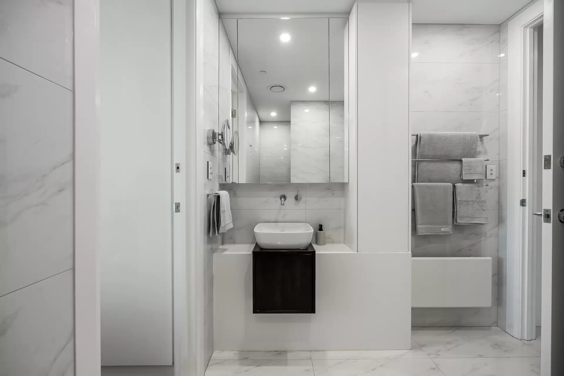 1003/267 Hutt Street, Adelaide For Sale by Booth Real Estate - image 1