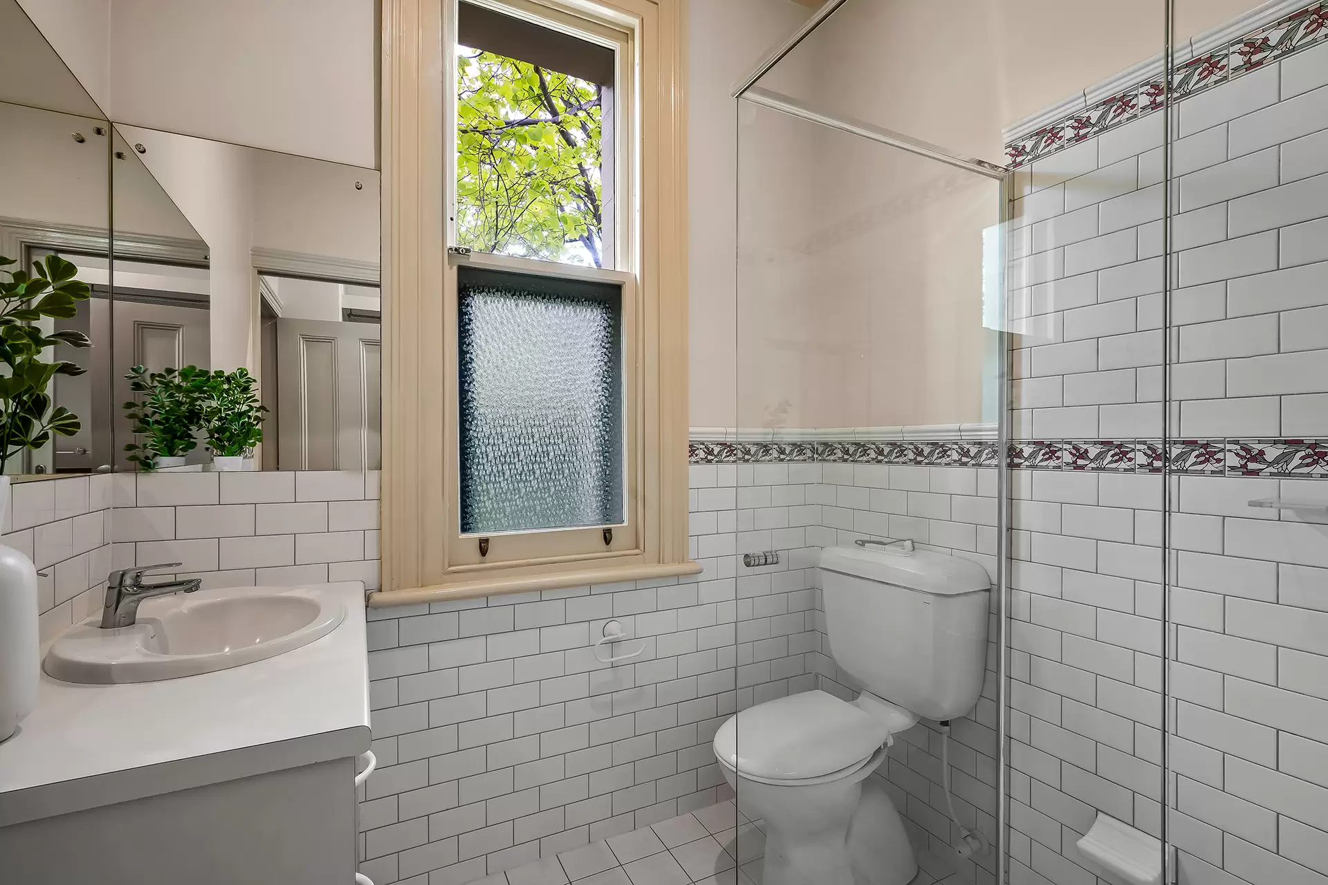 5 Holden Street, Kensington Park Auction by Booth Real Estate - image 1