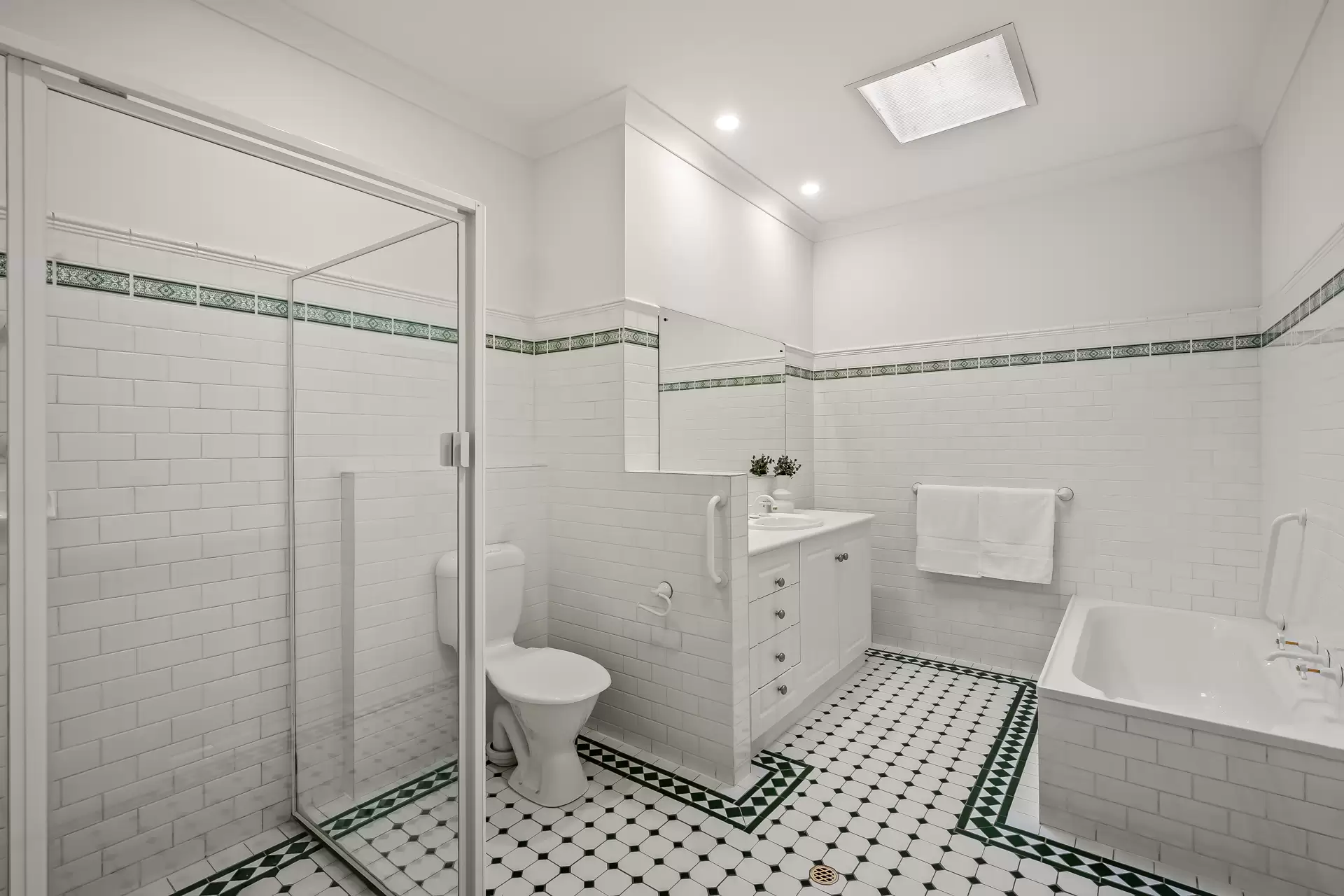 23A Hauteville Terrace, Eastwood For Sale by Booth Real Estate - image 1