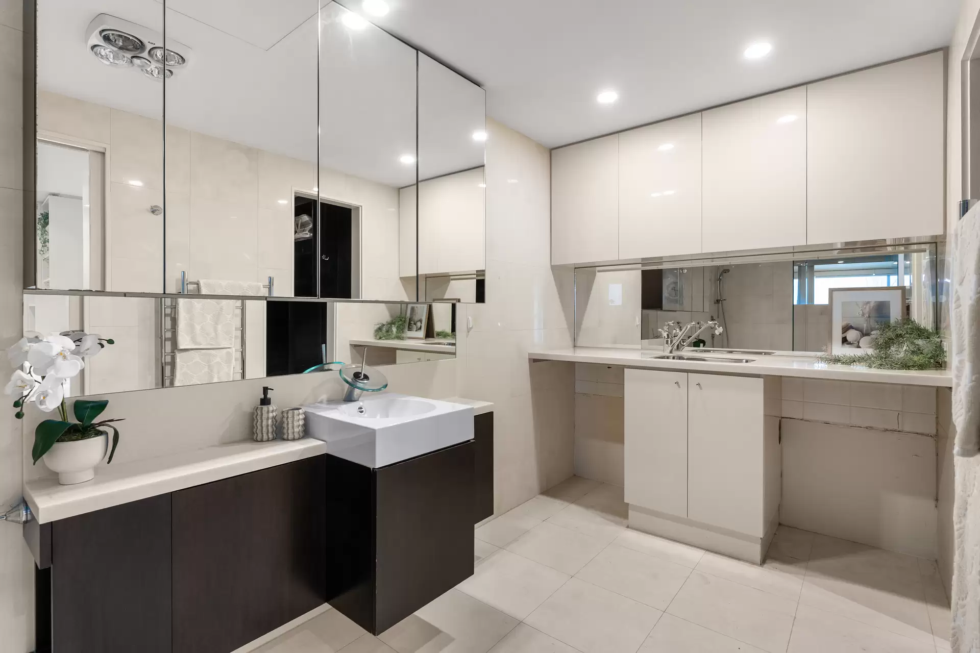 49/3 Holdfast Promenade, Glenelg For Sale by Booth Real Estate - image 1