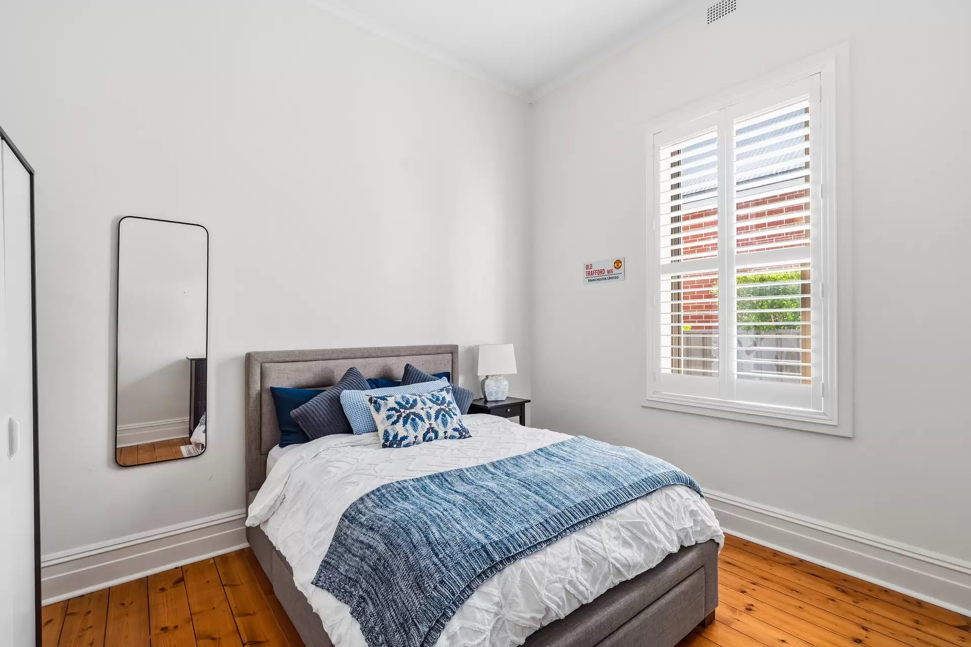 75 Second Avenue, St Peters Auction by Booth Real Estate - image 1