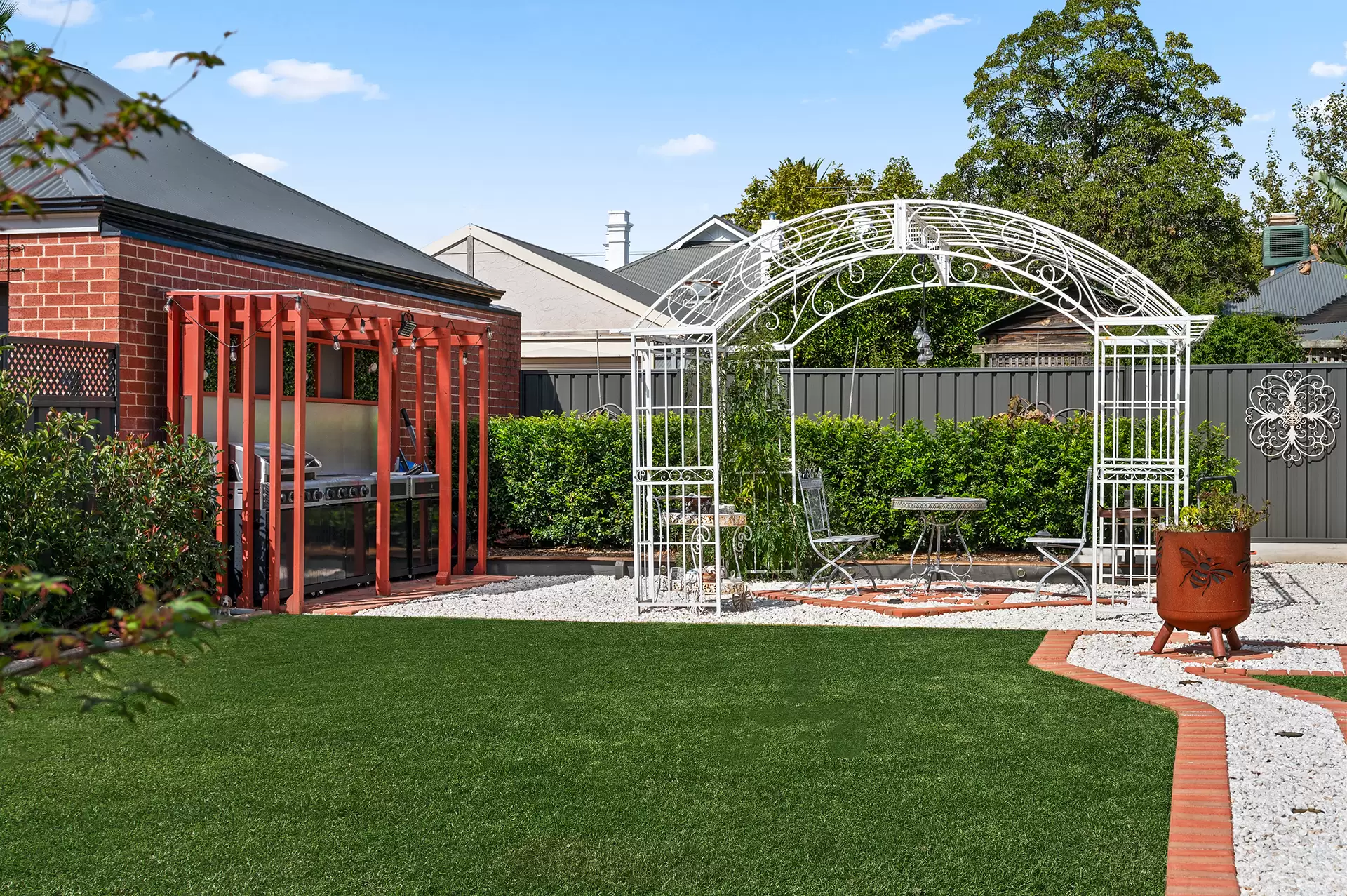 75 Second Avenue, St Peters Auction by Booth Real Estate - image 1