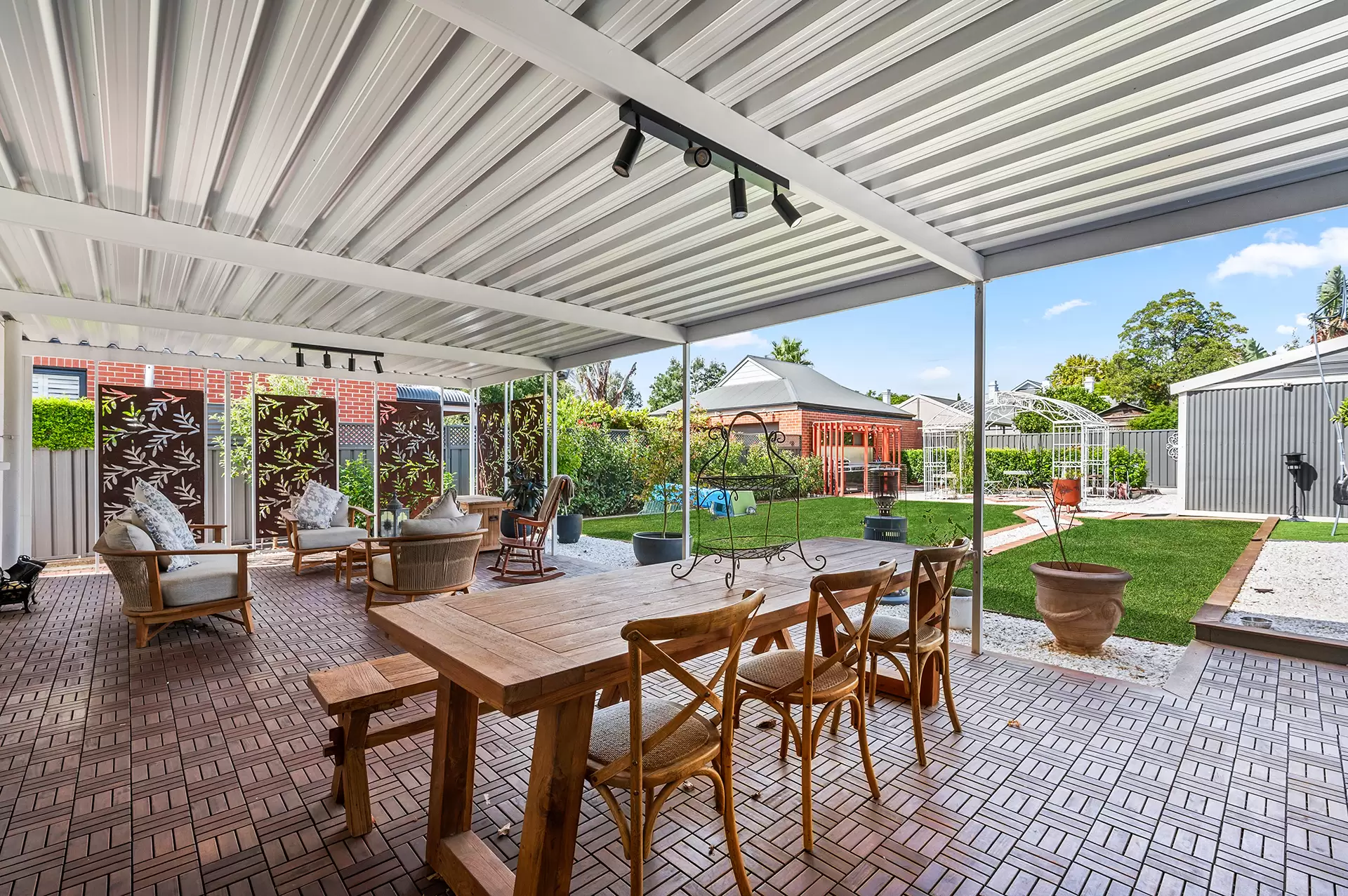 75 Second Avenue, St Peters Auction by Booth Real Estate - image 1