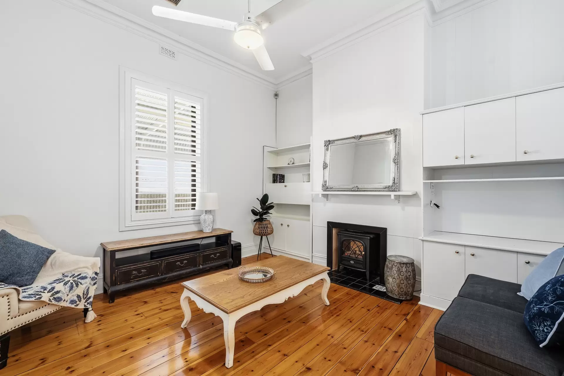 75 Second Avenue, St Peters Auction by Booth Real Estate - image 1
