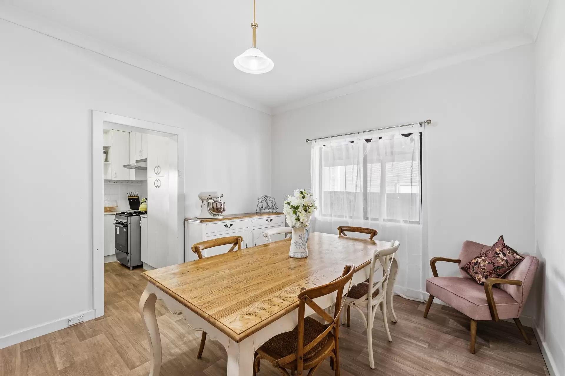 75 Second Avenue, St Peters Auction by Booth Real Estate - image 1