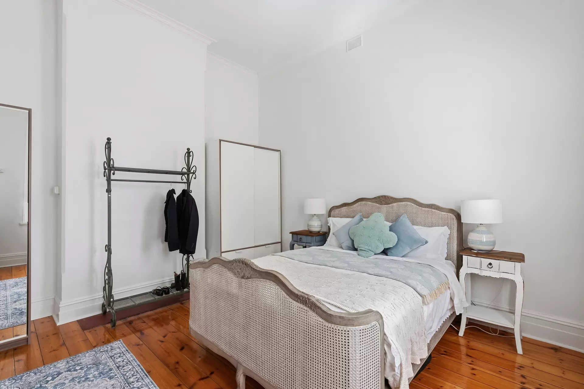 75 Second Avenue, St Peters Auction by Booth Real Estate - image 1