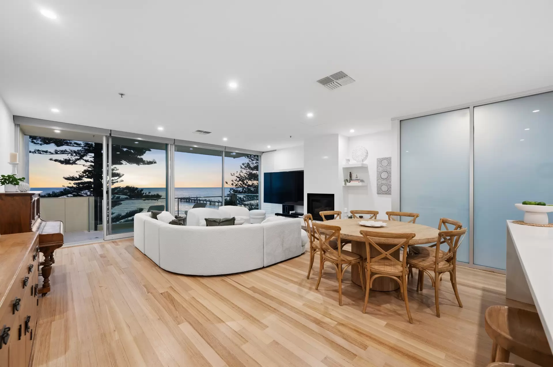 17/2 South Esplanade, Glenelg For Sale by Booth Real Estate - image 1
