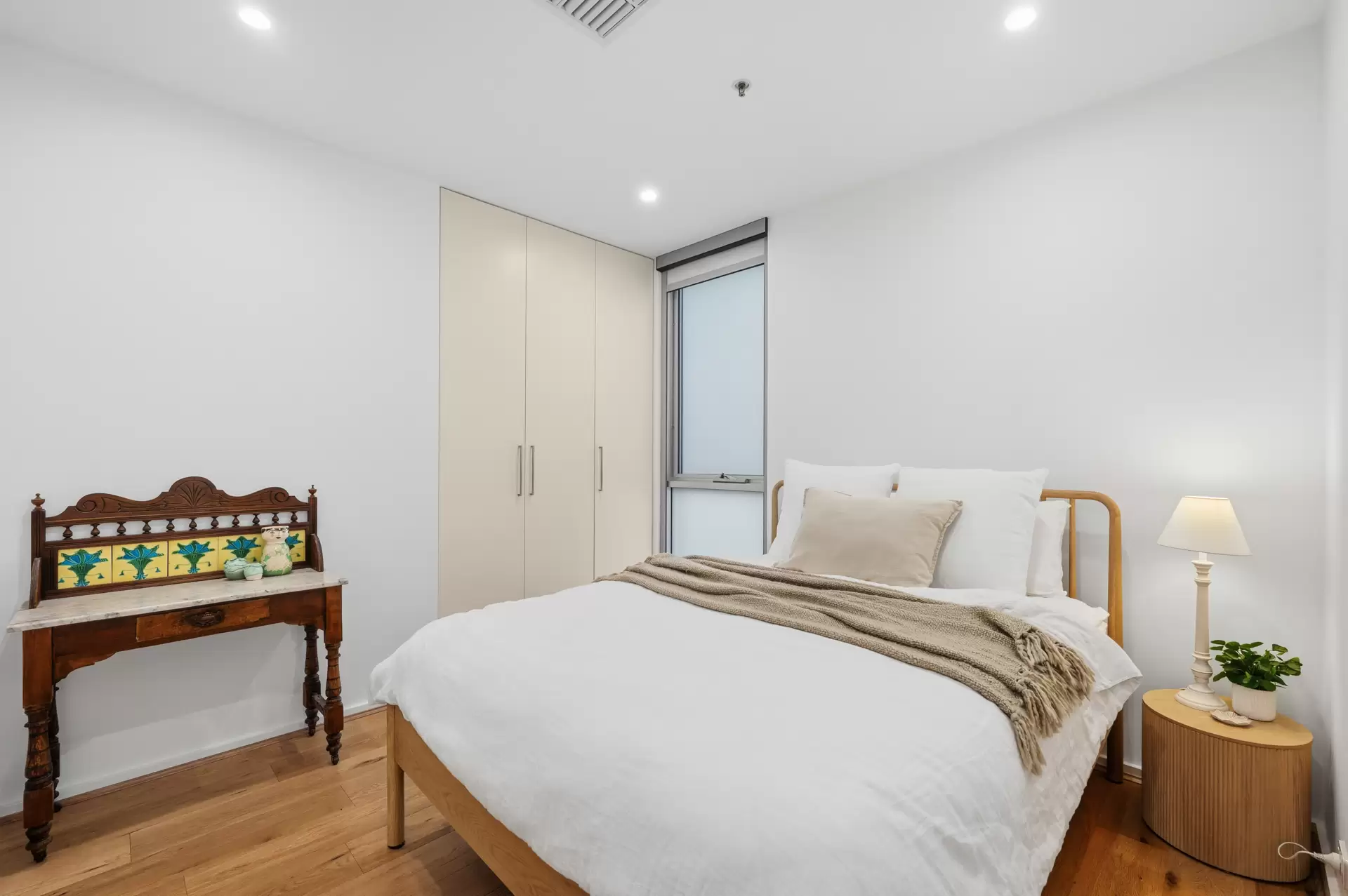 17/2 South Esplanade, Glenelg For Sale by Booth Real Estate - image 1