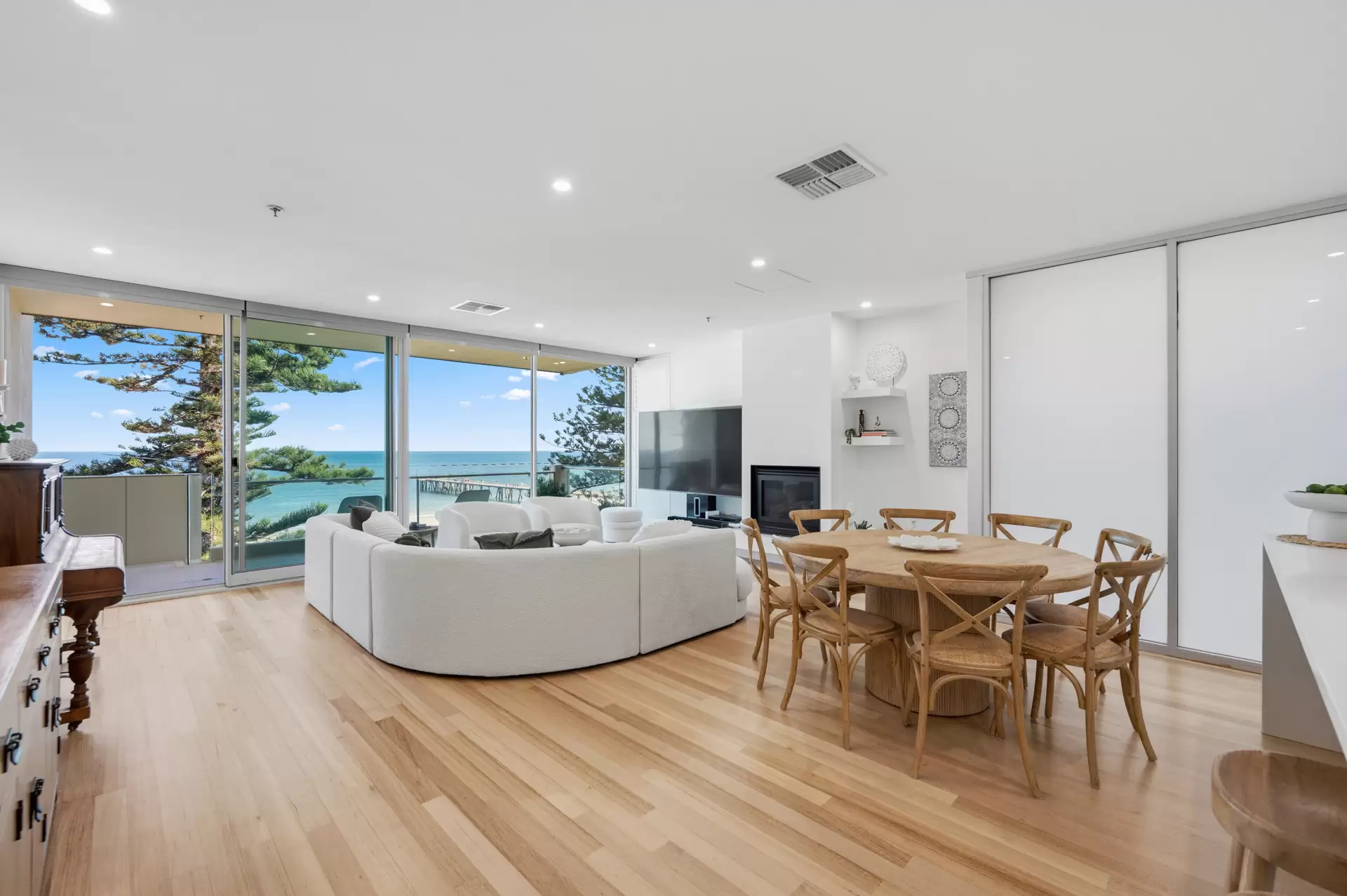 17/2 South Esplanade, Glenelg For Sale by Booth Real Estate - image 1