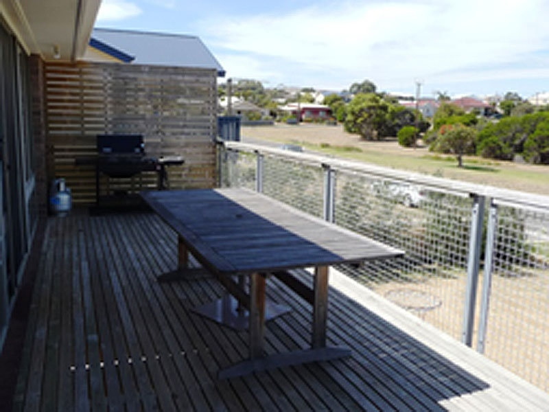 11 Yandra Terrace, Hayborough Sold by Booth Real Estate - image 1