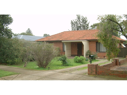 10 Jaffrey Street, Blair Athol Sold by Booth Real Estate