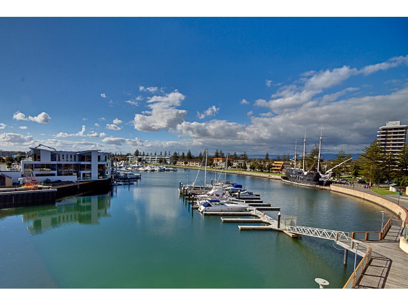 51/32 Colley Terrace, Glenelg Sold by Booth Real Estate - image 1