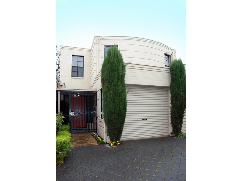 17 Ashley Street, North Adelaide Sold by Booth Real Estate - image 1