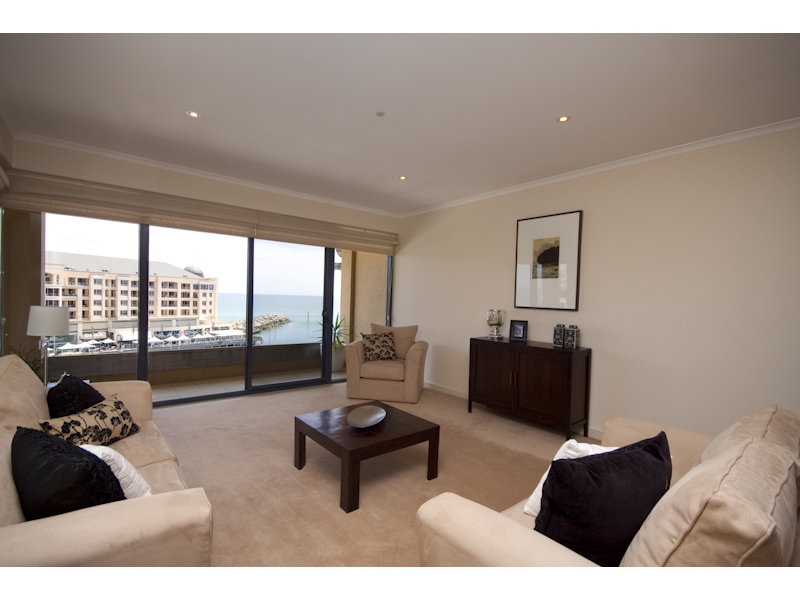 58/32 Colley Terrace, Glenelg Sold by Booth Real Estate - image 1