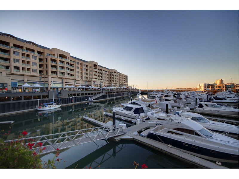 65/3 Holdfast Promenade, Glenelg Sold by Booth Real Estate - image 1