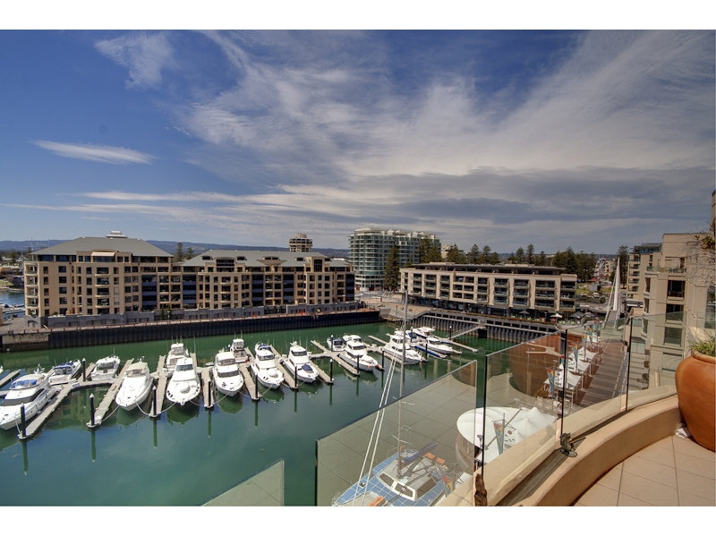 65/3 Holdfast Promenade, Glenelg Sold by Booth Real Estate - image 1