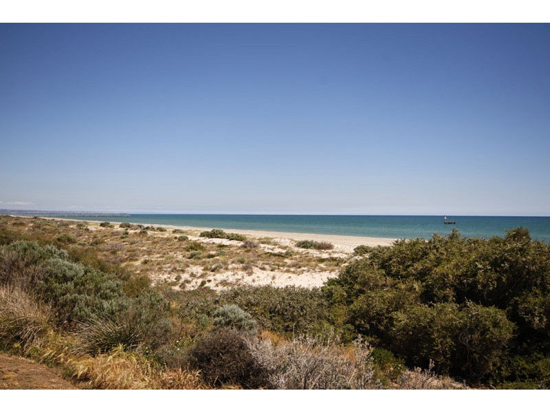 71A Seaview Road, Tennyson Sold by Booth Real Estate - image 1