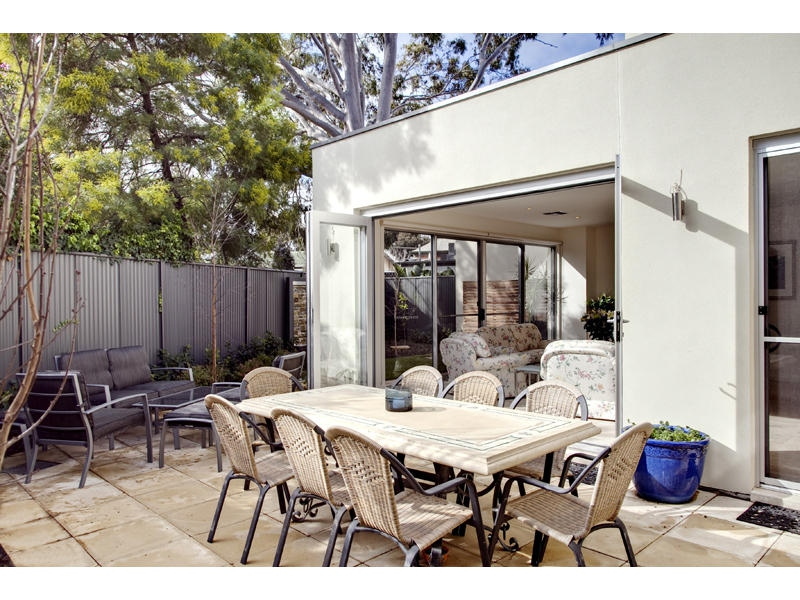 2/3 Allen Grove, Unley Sold by Booth Real Estate - image 1