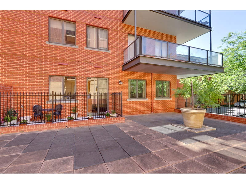 2/22 Liberman Close, Adelaide Sold by Booth Real Estate - image 1