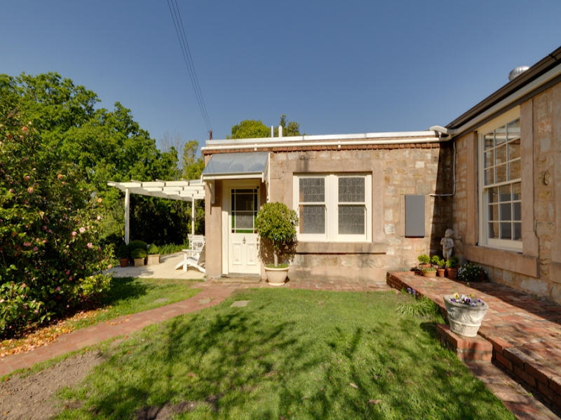 1 Atkinson Road, Crafers West Sold by Booth Real Estate - image 1