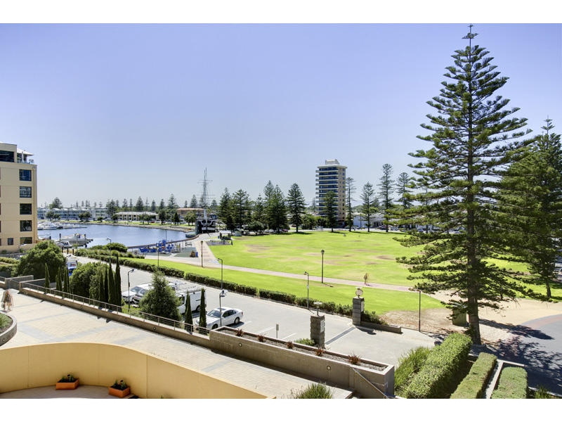 12/30 Colley Terrace, Glenelg Sold by Booth Real Estate - image 1