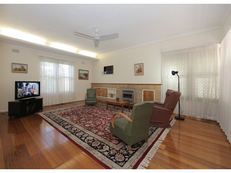 36 Aroha Terrace, Black Forest Sold by Booth Real Estate - image 1