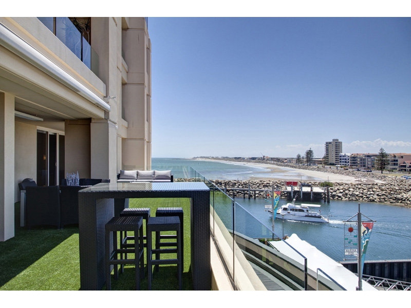 69/1 Holdfast Promenade, Glenelg Sold by Booth Real Estate - image 1