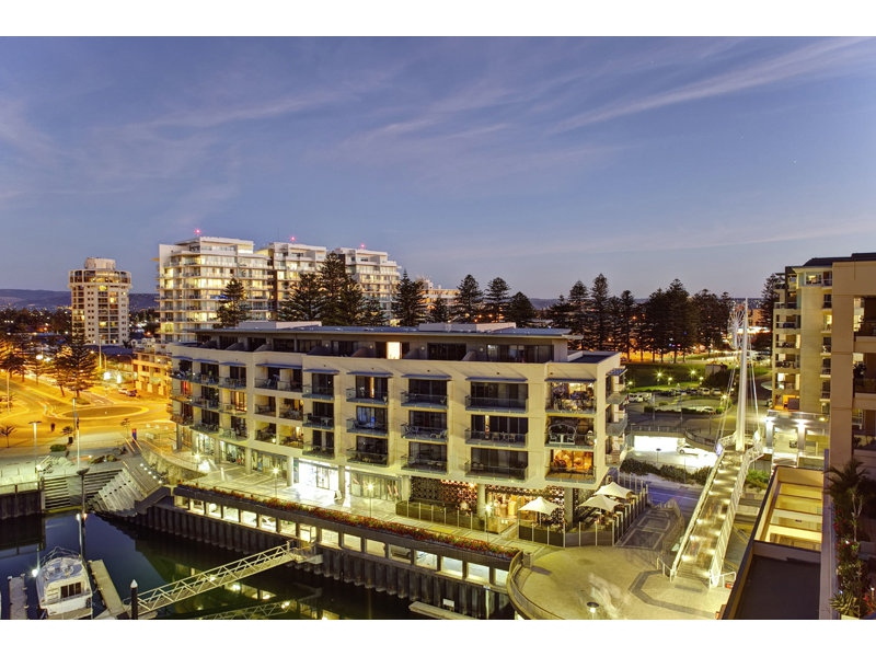 32/7 Holdfast Promenade, Glenelg Sold by Booth Real Estate - image 1