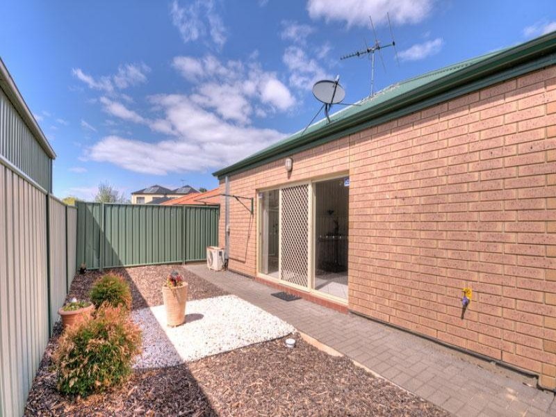 35 Swan Circuit, Mawson Lakes Sold by Booth Real Estate - image 1