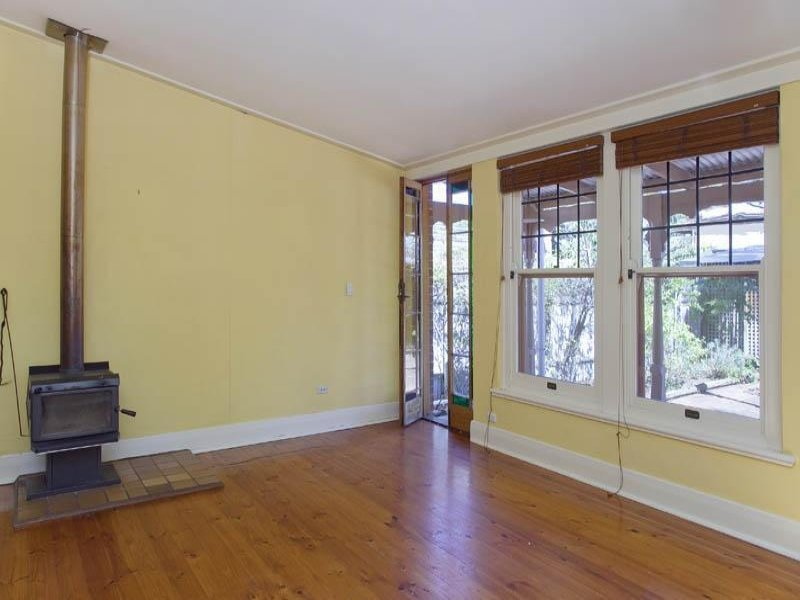 39A MAESBURY STREET, Kensington Sold by Booth Real Estate - image 1