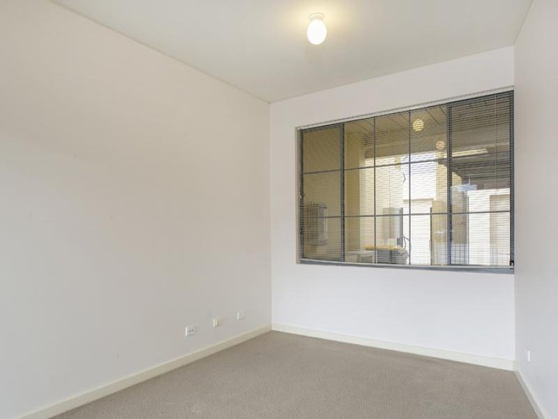 4 OLIVER COURT, Adelaide Sold by Booth Real Estate - image 1