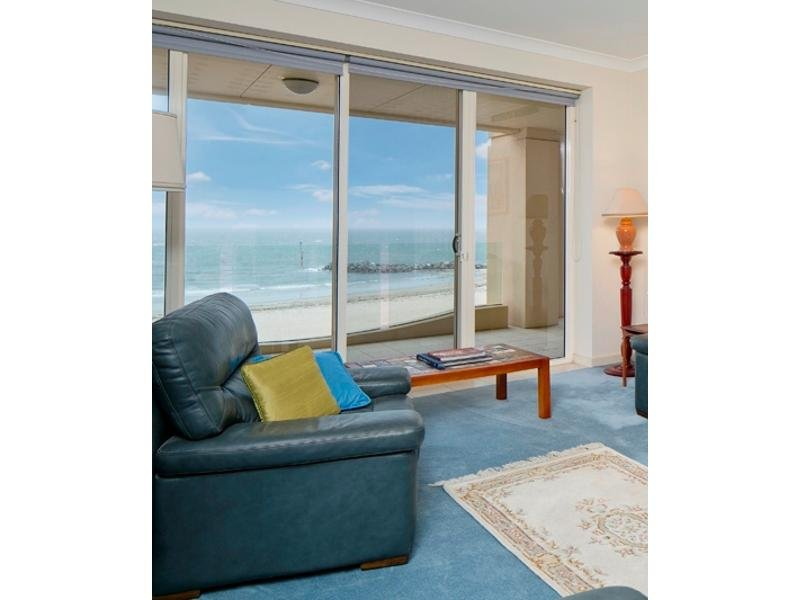 17/7 Holdfast Promenade, Glenelg Sold by Booth Real Estate - image 1