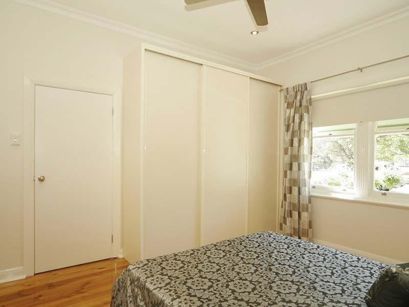29 THE GROVE, Lower Mitcham Sold by Booth Real Estate - image 1
