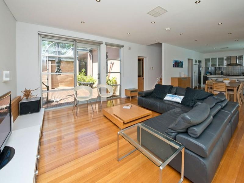 6 CASTLE STREET, Prospect Sold by Booth Real Estate - image 1