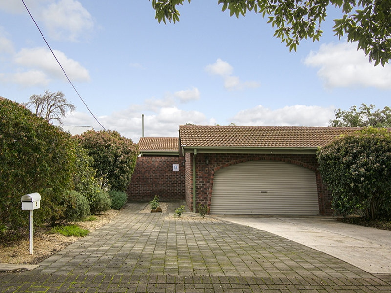 5 BETHUNE AVENUE, Glenunga Sold by Booth Real Estate - image 1