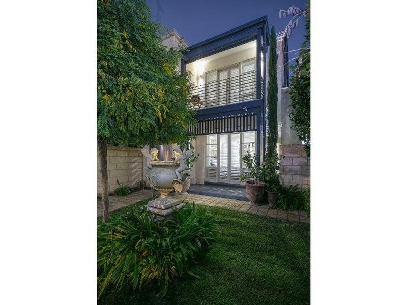 221A YOUNG Street, Unley Sold by Booth Real Estate - image 1
