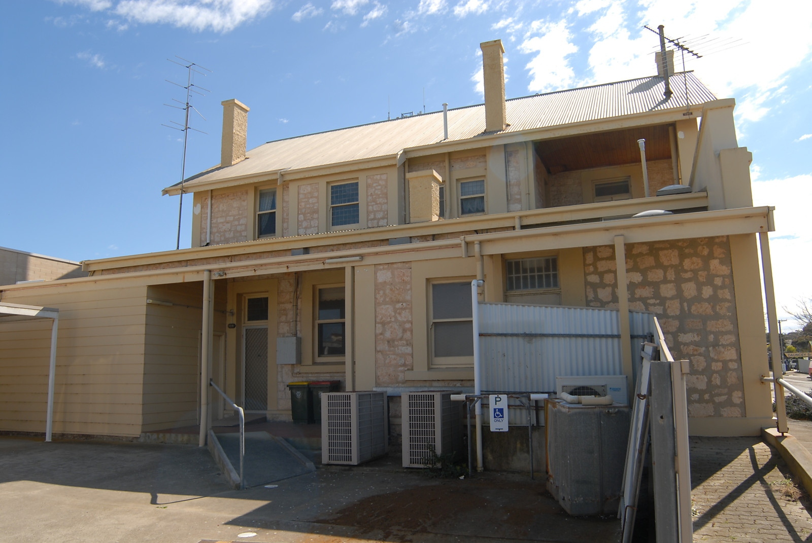 62 Dauncey Street, Kingscote Sold by Booth Real Estate - image 1