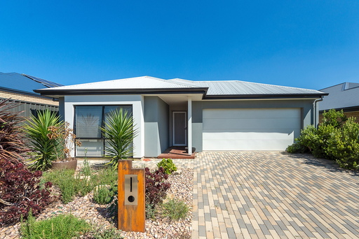 14 Red Gum Crescent, Mount Barker Sold by Booth Real Estate